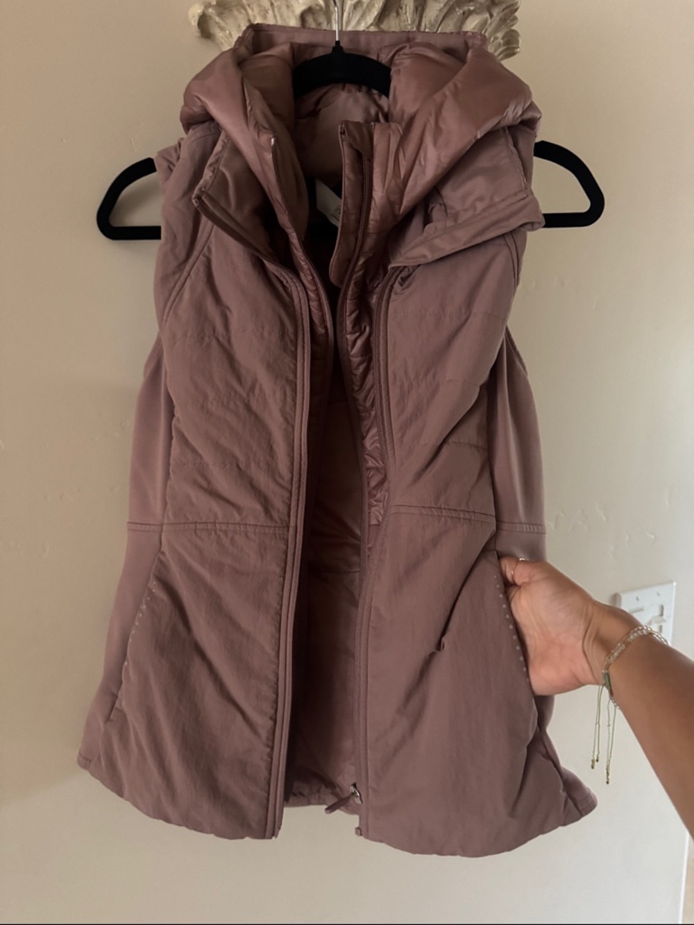 lululemon athletica Hooded Puffer Vest in Dusty Mauve